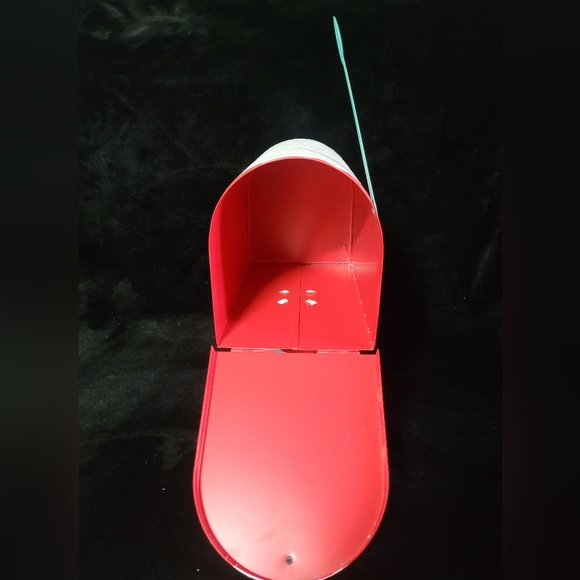 Christmas Metal Mailbox Decor🎄⛄️🎅 Letters To Santa 🎅❤️💚 - Picture 4 of 16